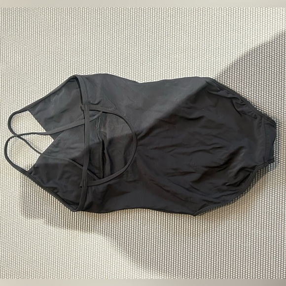 Women’s extra small Eleve Dancewear Leotard for dance. - Picture 2 of 2